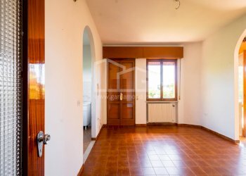 Foto 13 - Villa Strada Salionze
 
9, Monzambano - photo 13