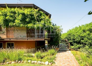 Foto 44 - Villa Strada Salionze
 
9, Monzambano - photo 44