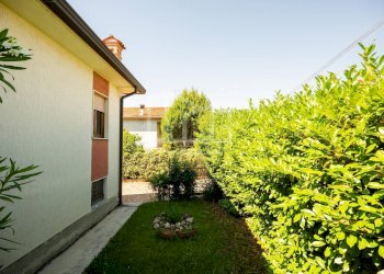 Foto 51 - Villa Strada Salionze
 
9, Monzambano - photo 51