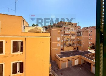 Edificio all\'aperto - Trilocale Roma - foto 7