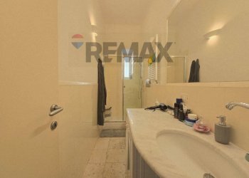 Bagno - Two-room apartment via labicana, Roma - photo 29