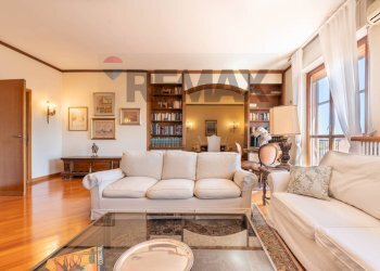 Soggiorno - Three-room apartment VIA DANTE
44, Brugherio - photo 4