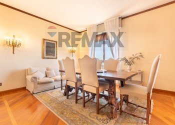 Sala da pranzo - Three-room apartment VIA DANTE
44, Brugherio - photo 14