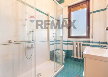 Bagno - Three-room apartment VIA DANTE
44, Brugherio - photo 24