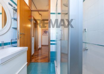 Bagno - Three-room apartment VIA DANTE
44, Brugherio - photo 26