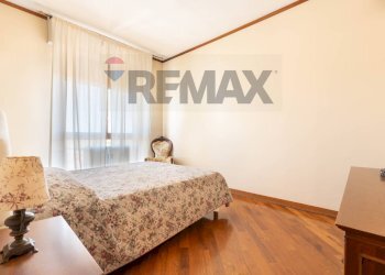 Camera / camera da letto - Three-room apartment VIA DANTE
44, Brugherio - photo 27