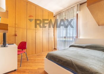Camera / camera da letto - Three-room apartment VIA DANTE
44, Brugherio - photo 30