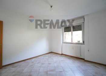 Stanza vuota - Trilocale Via Salvo D'acquisto
31, Valmadrera - foto 13