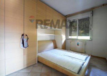 Camera / camera da letto - Casa semi indipendente Via Savo D'acquisto
31, Valmadrera - foto 9