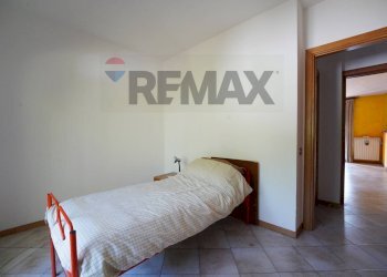 Camera / camera da letto - Casa semi indipendente Via Savo D'acquisto
31, Valmadrera - foto 10