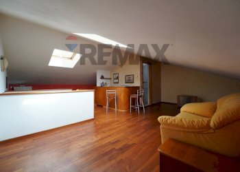 Soggiorno - Casa semi indipendente Via Savo D'acquisto
31, Valmadrera - foto 17