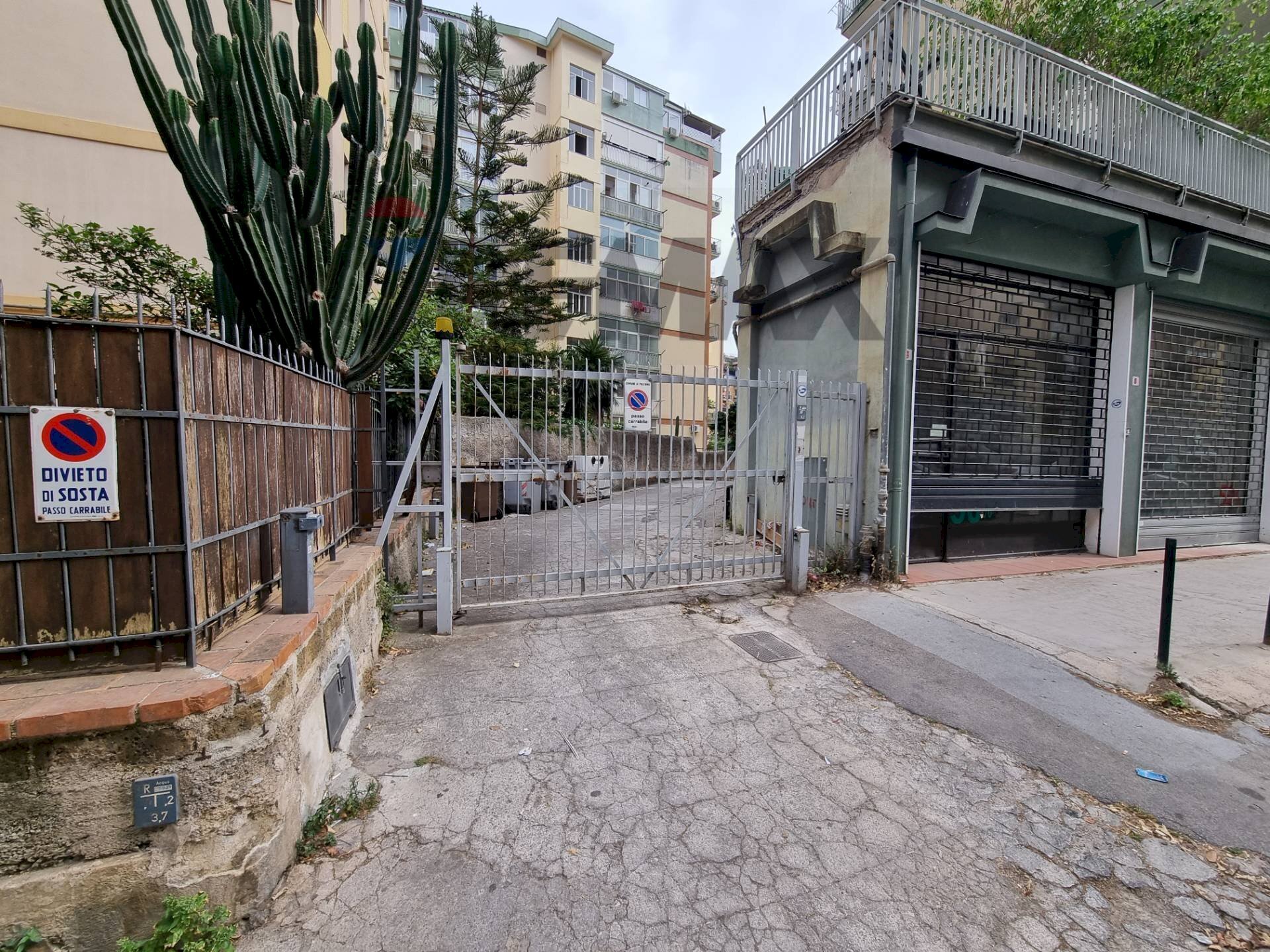 Edificio all\'aperto - Box VIA VINCENZO BARBERA
 
4, Palermo - photo 1