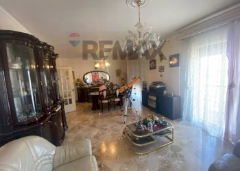 Sala da pranzo - Apartment Via Vincenzo Bellini
 
37, Carini - photo 5
