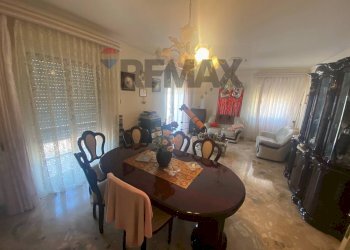 Sala da pranzo - Apartment Via Vincenzo Bellini
 
37, Carini - photo 6