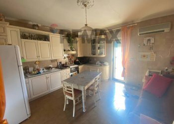 Cucina - Apartment Via Vincenzo Bellini
 
37, Carini - photo 8