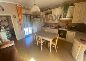 Cucina - Apartment Via Vincenzo Bellini
 
37, Carini - photo 10