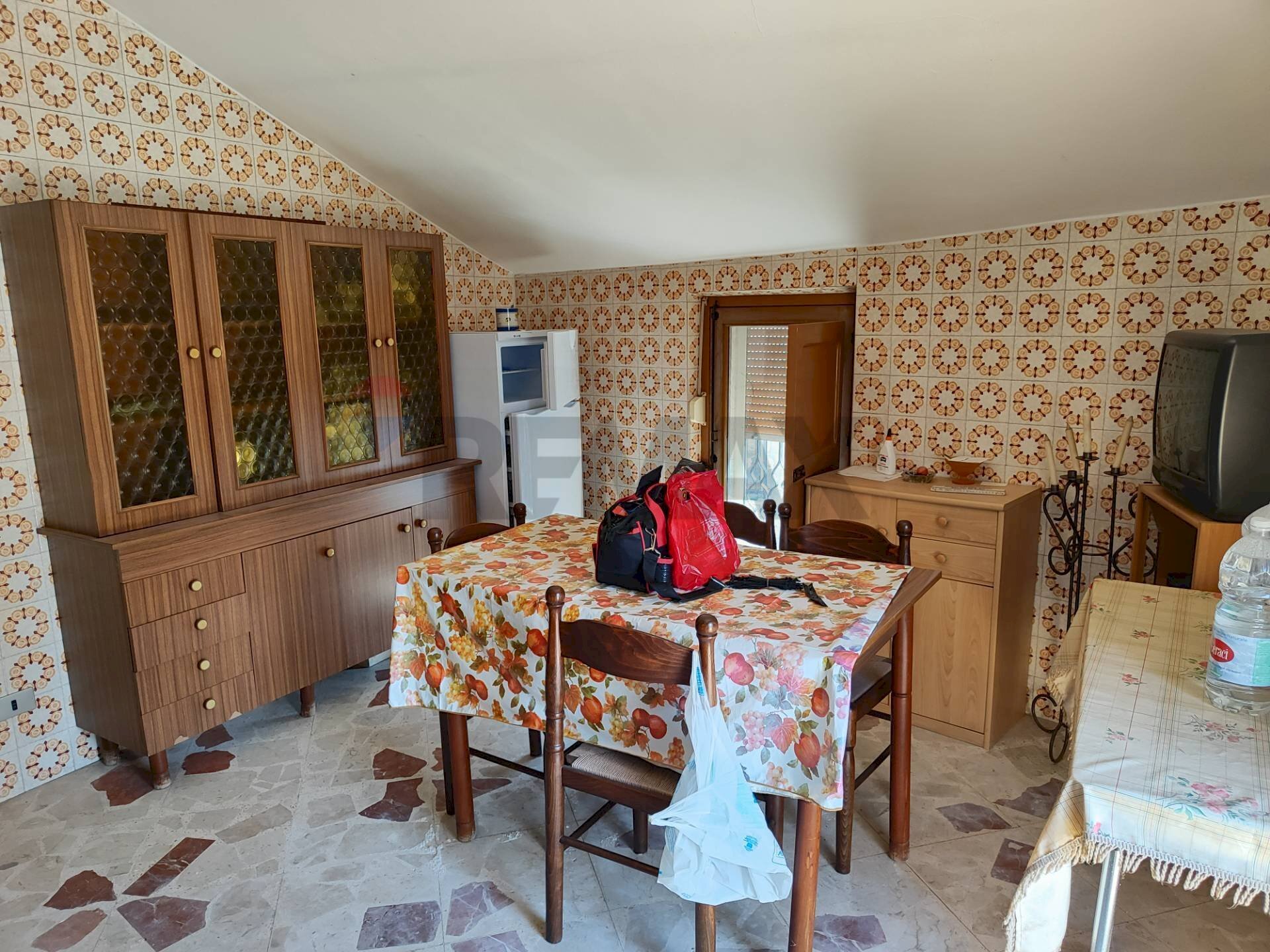 Sala da pranzo - Appartamento Via Generale Diaz
12, Petralia Sottana - foto 2