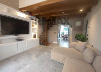 Soggiorno - Villa via leonardo da Vinci
 
26, Fino Mornasco - foto 9