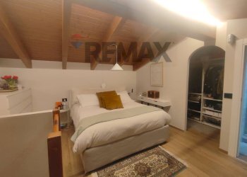 Camera / camera da letto - Villa via leonardo da Vinci
 
26, Fino Mornasco - foto 19