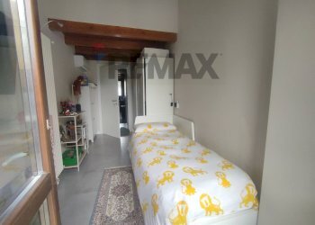 Camera / camera da letto - Villa via leonardo da Vinci
 
26, Fino Mornasco - foto 21