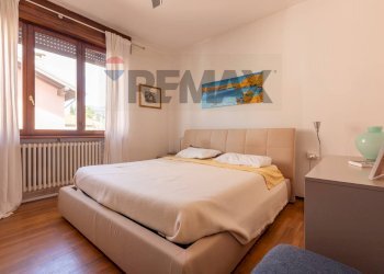 Camera / camera da letto - Villa via xxv aprile
 
11, Taino - photo 23