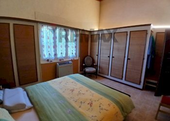 Camera / camera da letto - Villa via della torre
 
23, Vergiate - foto 25