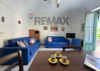 Sala da pranzo - Two-room apartment VIA SPALTI
 
37, Trapani - photo 1
