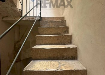 Scale - Two-room apartment VIA SPALTI
 
37, Trapani - photo 4