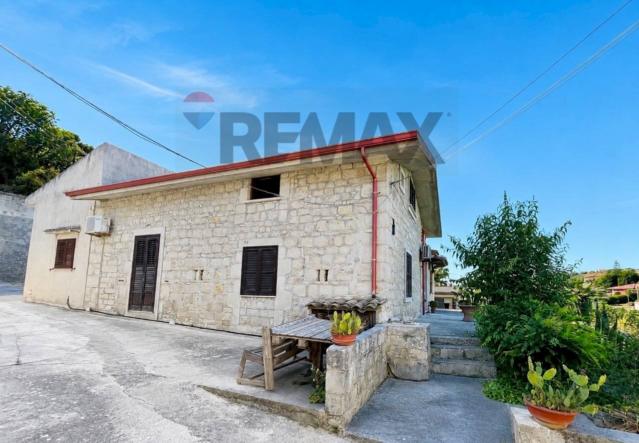 Casa all\'aperto - Casa indipendente Via Gianforma Margione
136, Modica - foto 2