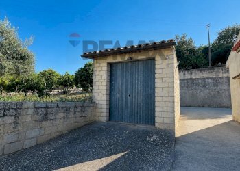 Casa all\'aperto - Casa indipendente Via Gianforma Margione
 
136, Modica - foto 9