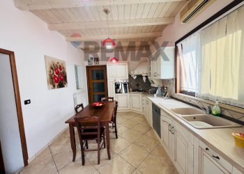 Cucina - Casa indipendente Via Gianforma Margione
 
136, Modica - foto 10