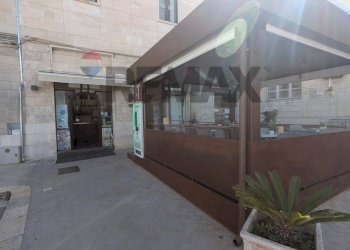 Edificio all\'aperto - Attività Commerciale piazza libertà, Ragusa - foto 1