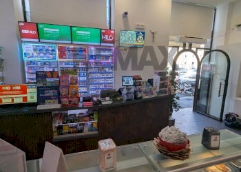 Soggiorno - Attività Commerciale piazza libertà, Ragusa - foto 4