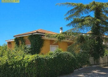 Foto 1 - Independent house PAESE - VIA AMENDOLA, Giulianova - photo 1