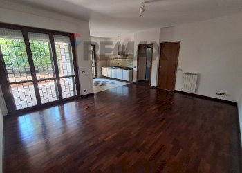Stanza vuota - Four-room apartment Via Alfonso Gallo
 
35d, Roma - photo 2