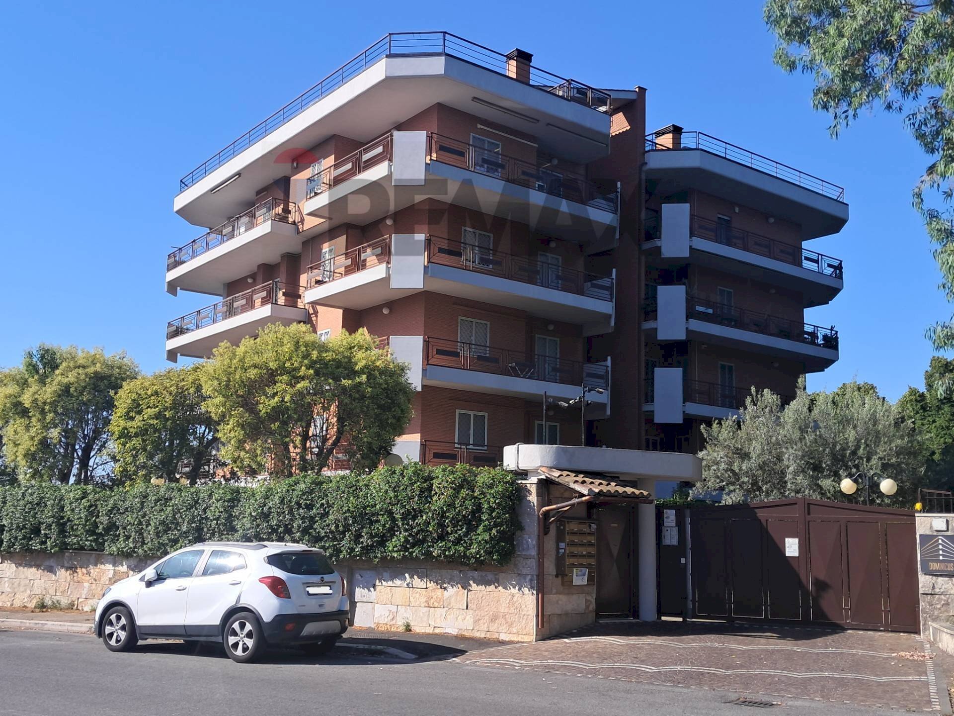 Edificio all\'aperto - Quadrilocale Via San Basile
 
58, Roma - foto 1