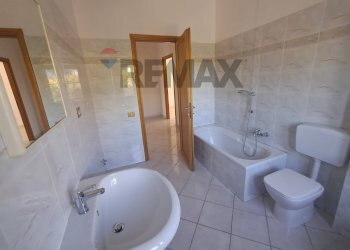 Bagno - Four-room apartment Via San Basile
 
58, Roma - photo 23