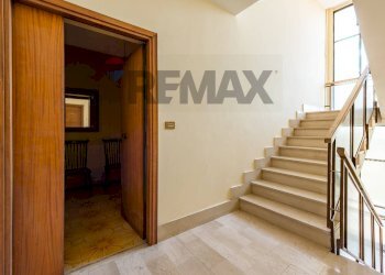 Scale - Apartment Via Davide Campari
164, Roma - photo 6