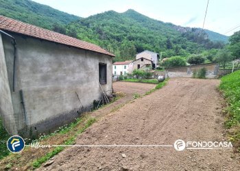Foto 5 - Magazzino Via Piemonte
snc, Erli - foto 5