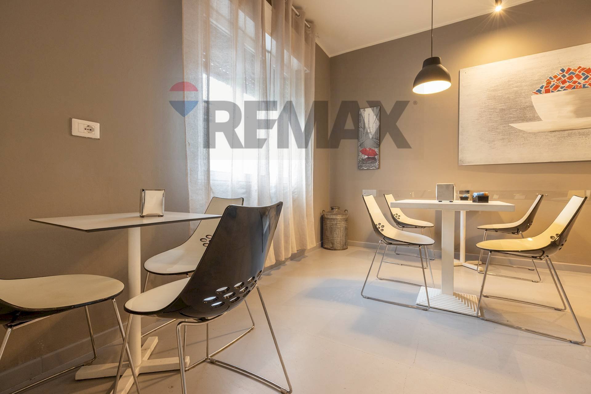 Sala da pranzo - Commercial Activity via Monte Leone
26, Gallarate - photo 2