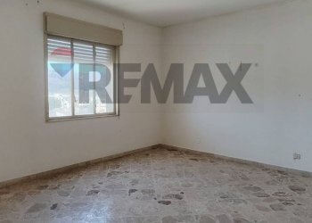 Stanza vuota - Appartamento via stesicoro
 
242, Termini Imerese - foto 9