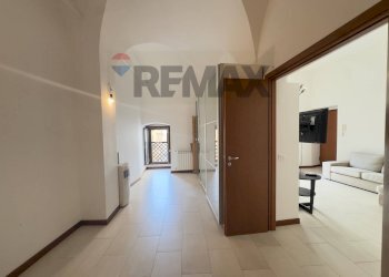 Hall / corridoio - Quadrilocale Palermo - foto 17