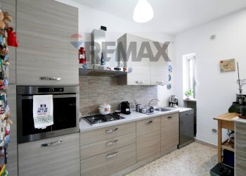 Cucina - Three-room apartment via Montrone
 
114B, Valenzano - photo 5