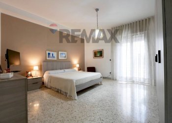 Camera / camera da letto - Three-room apartment via Montrone
 
114B, Valenzano - photo 13