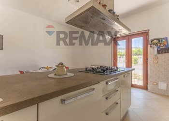 Cucina - Villa Strada Porcile Palesi Zona F
35, Martina Franca - foto 12