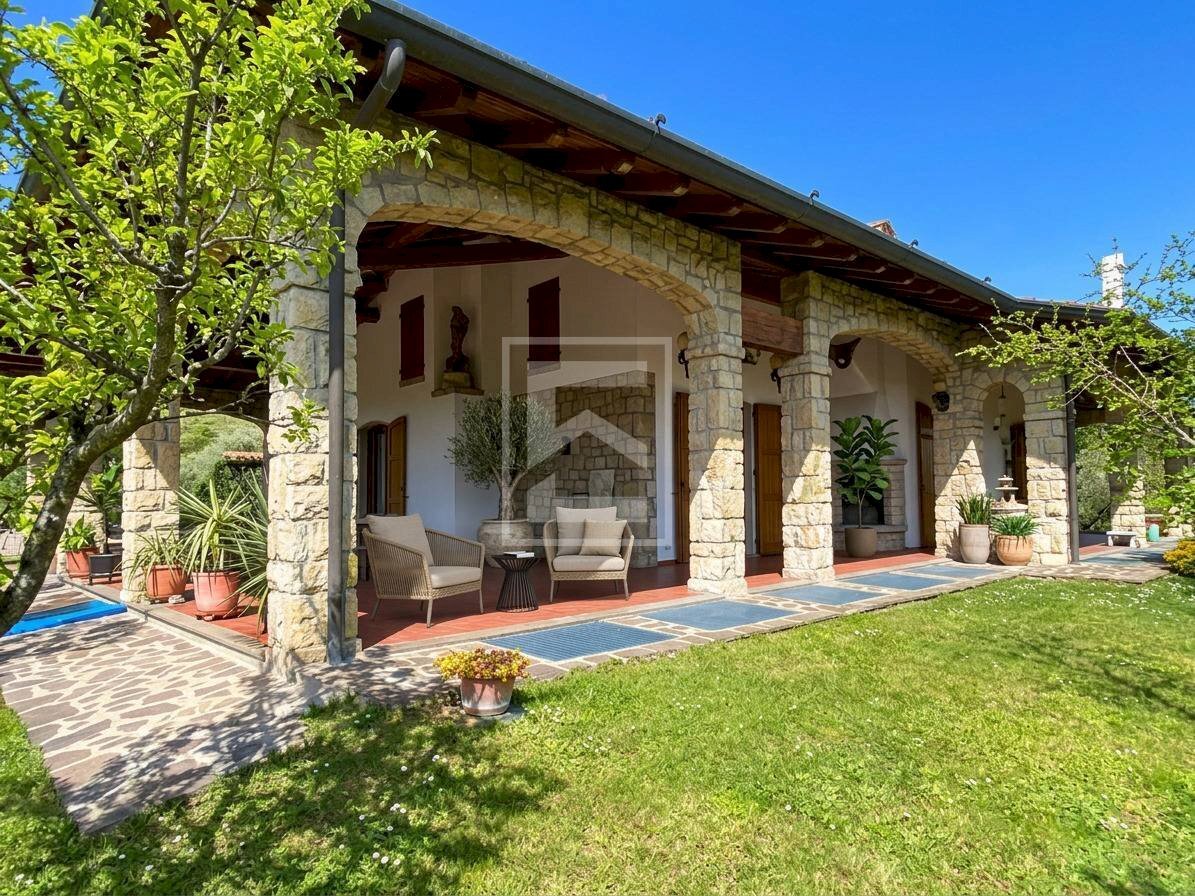 Foto 3 - Villa VIA PERGOLA
36, Moniga del Garda - foto 3
