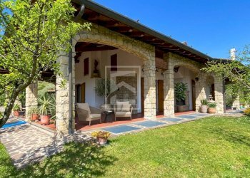 Foto 3 - Villa VIA PERGOLA
36, Moniga del Garda - foto 3