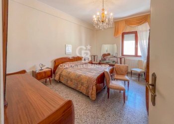 Foto 21 - Four-room apartment Via Salemi
 
2, Andria - photo 21