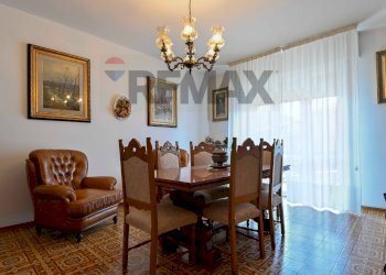 Sala da pranzo - Independent house VIA LOCATELLI
 
51, Villa di Serio - photo 20