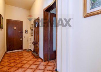 Hall / corridoio - Independent house VIA LOCATELLI
 
51, Villa di Serio - photo 57